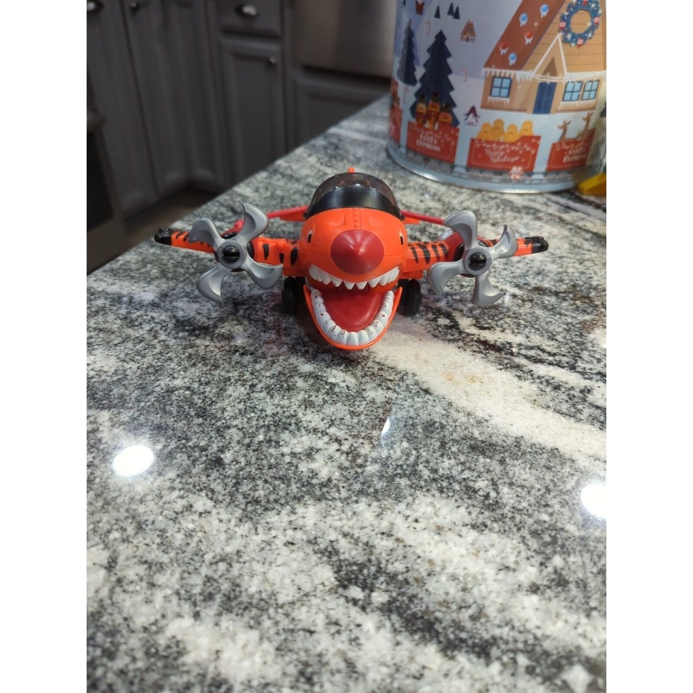 Fisher-Price IMAGINEXT Sky Racer Series Orange Flying Tiger Shark Plane